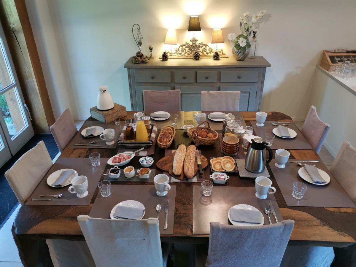 Le Foineau Bed & Breakfast Bresse-sur-Grosne Bagian luar foto